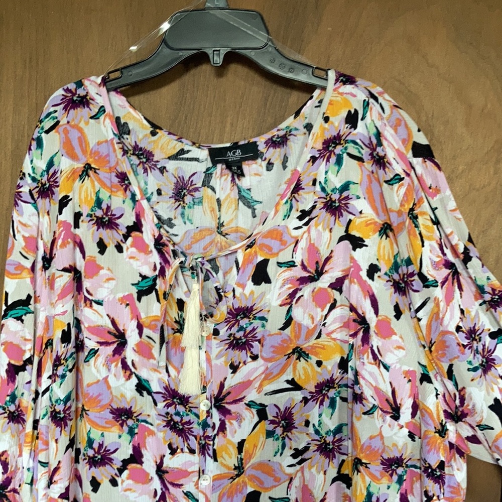 AGB floral print bell sleeve top boho tassel tie at neckline keyhole 3X - Picture 4 of 17